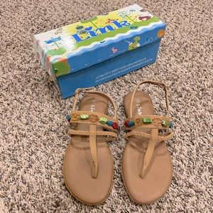 NWT LINK sandals 💕